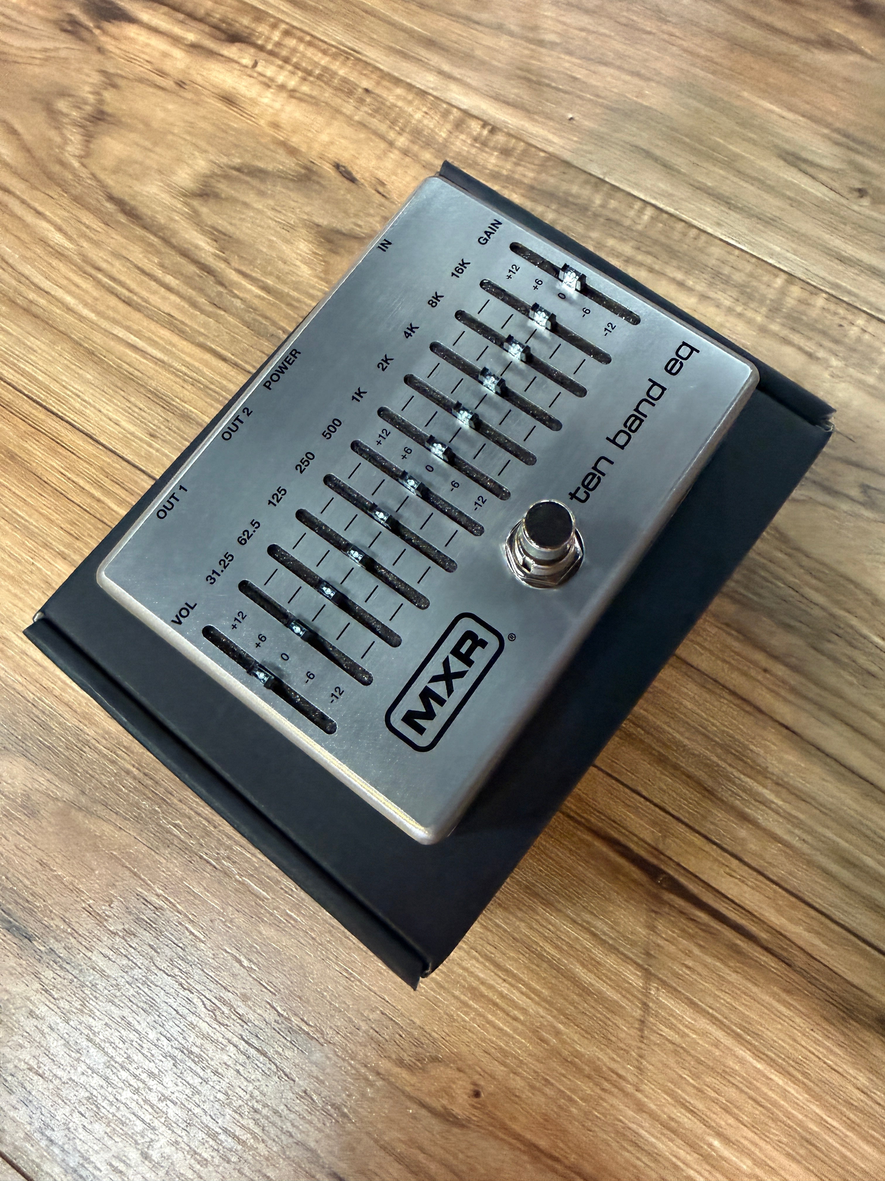 MXR M108S Ten Band EQ Pedal