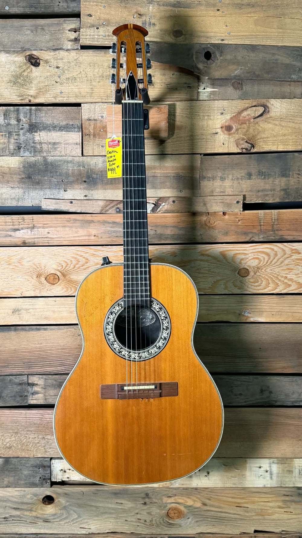 Ovation 1624-4 Acoustic Guitar (Pre-Owned)
