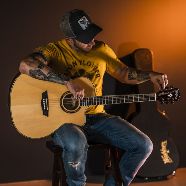 Washburn AG70CEK-A-U AG70CE Apprentice Series Grand Auditorium Cutaway Acoustic Electric Guitar