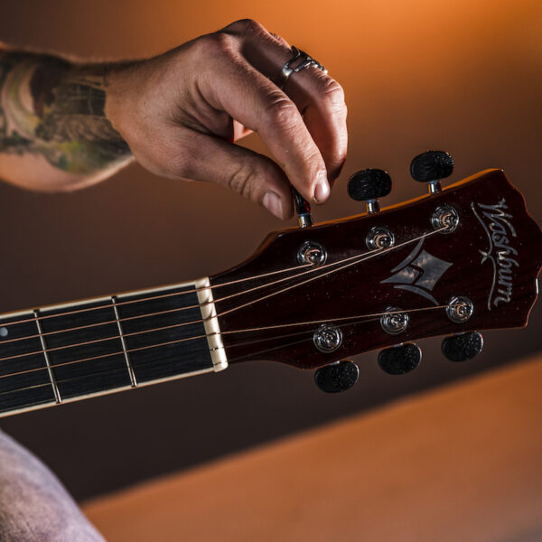 Washburn AG70CEK-A-U AG70CE Apprentice Series Grand Auditorium Cutaway Acoustic Electric Guitar