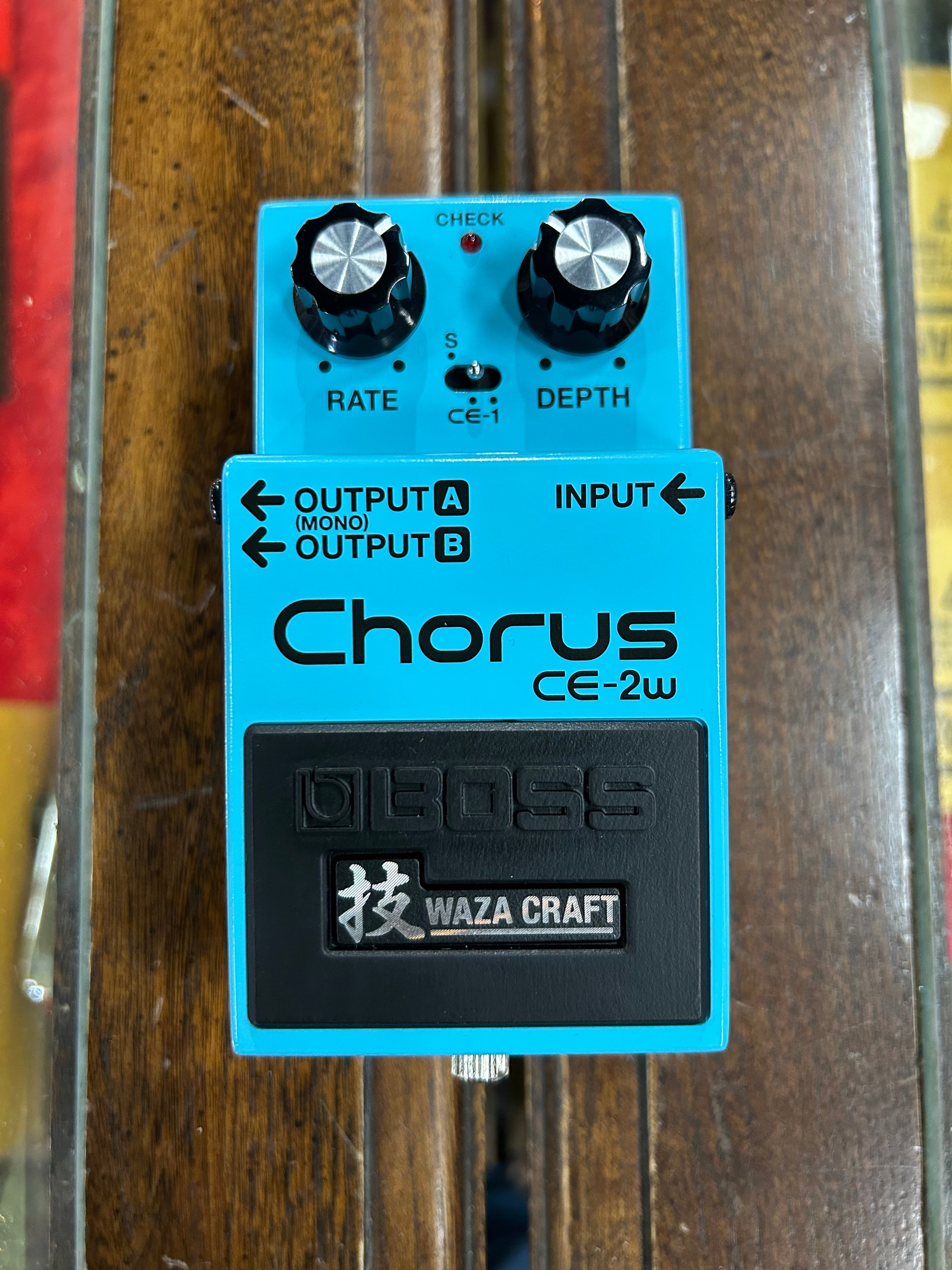 Boss CE-2W Waza Craft Chorus Pedal