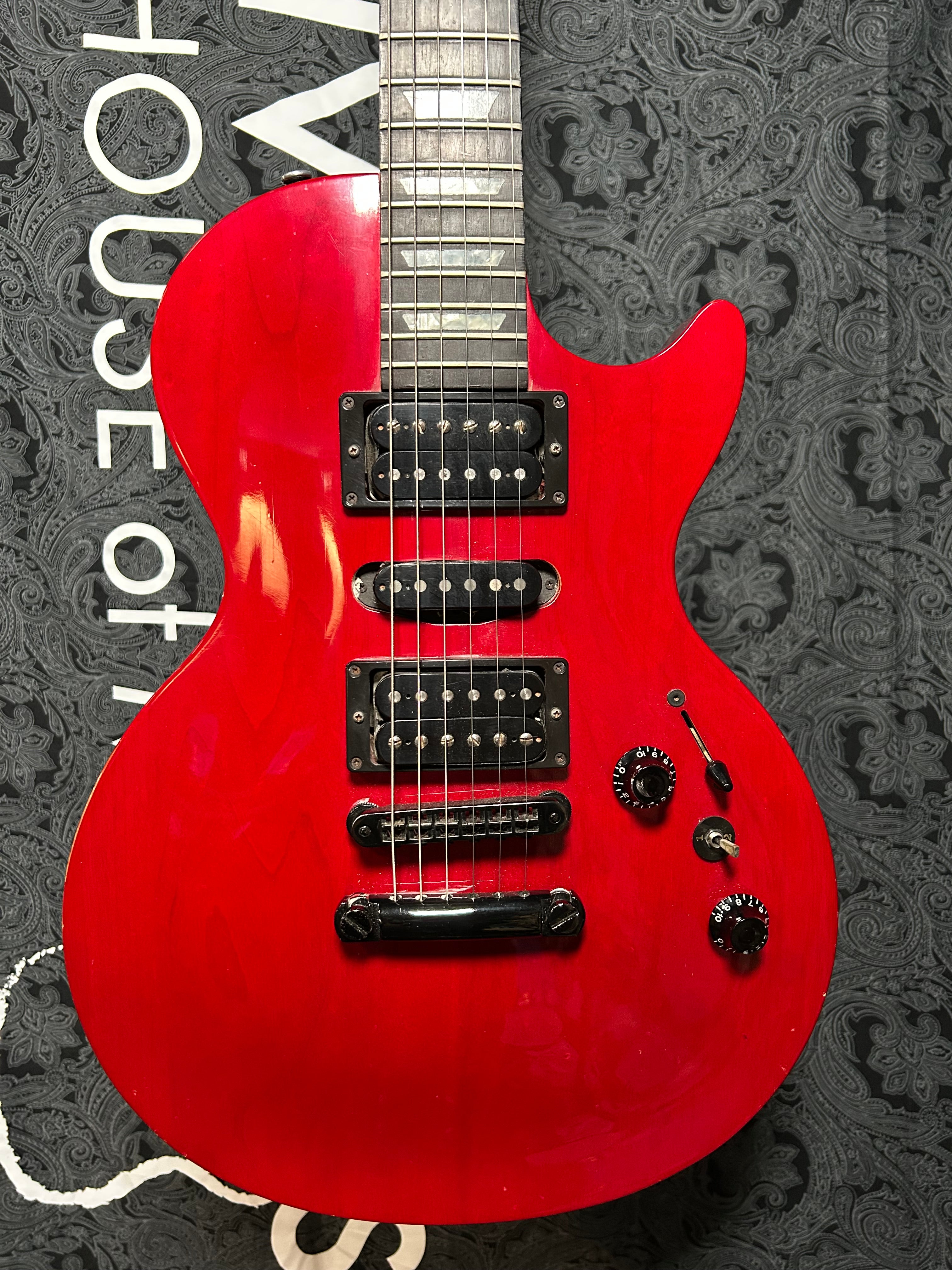 Gibson Les Paul Studio Lite M-III Electric Guitar- Red w/Hardshell Case (Pre-Owned)