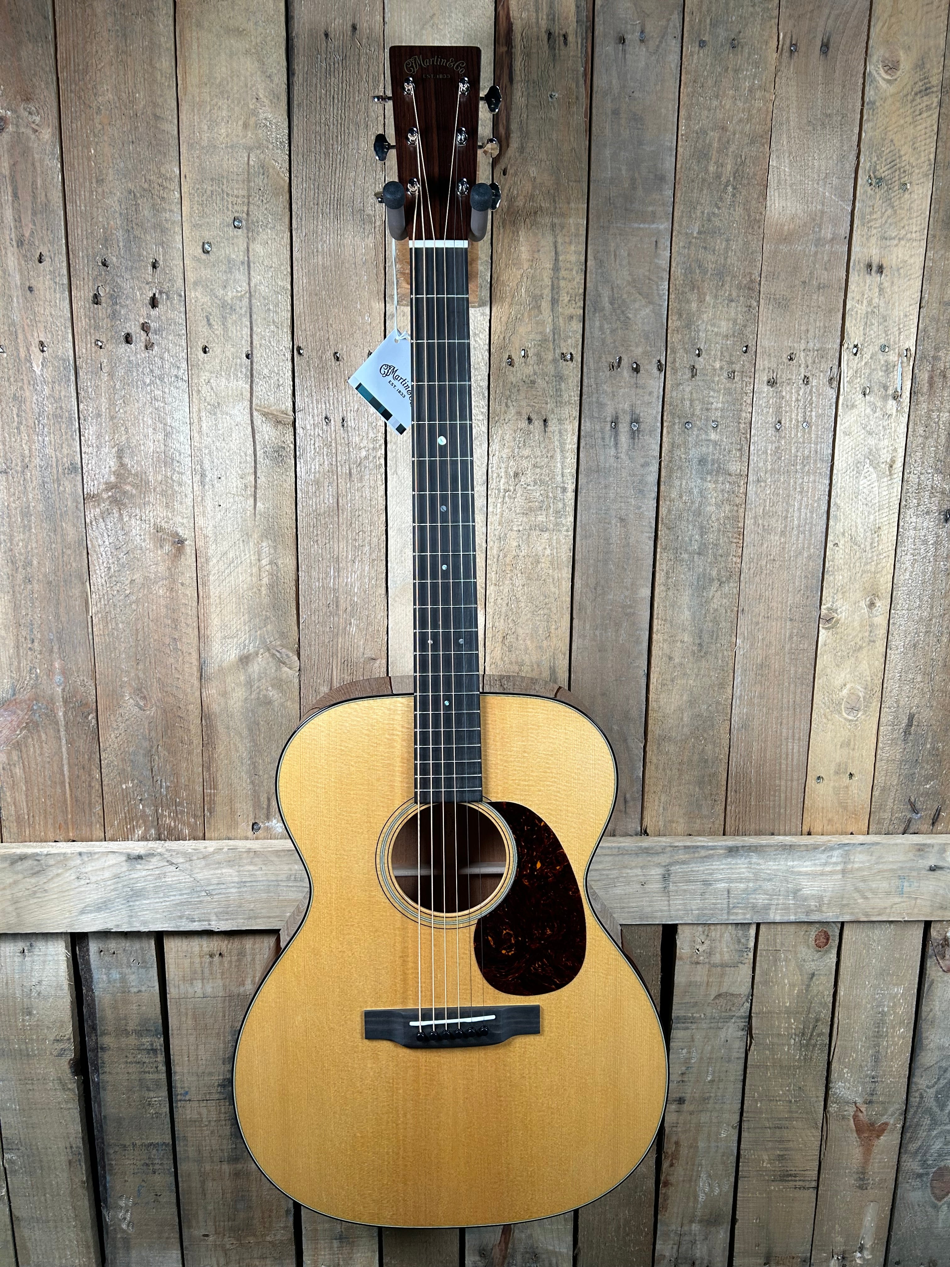 Martin 000-18 Acoustic Guitar - Natural