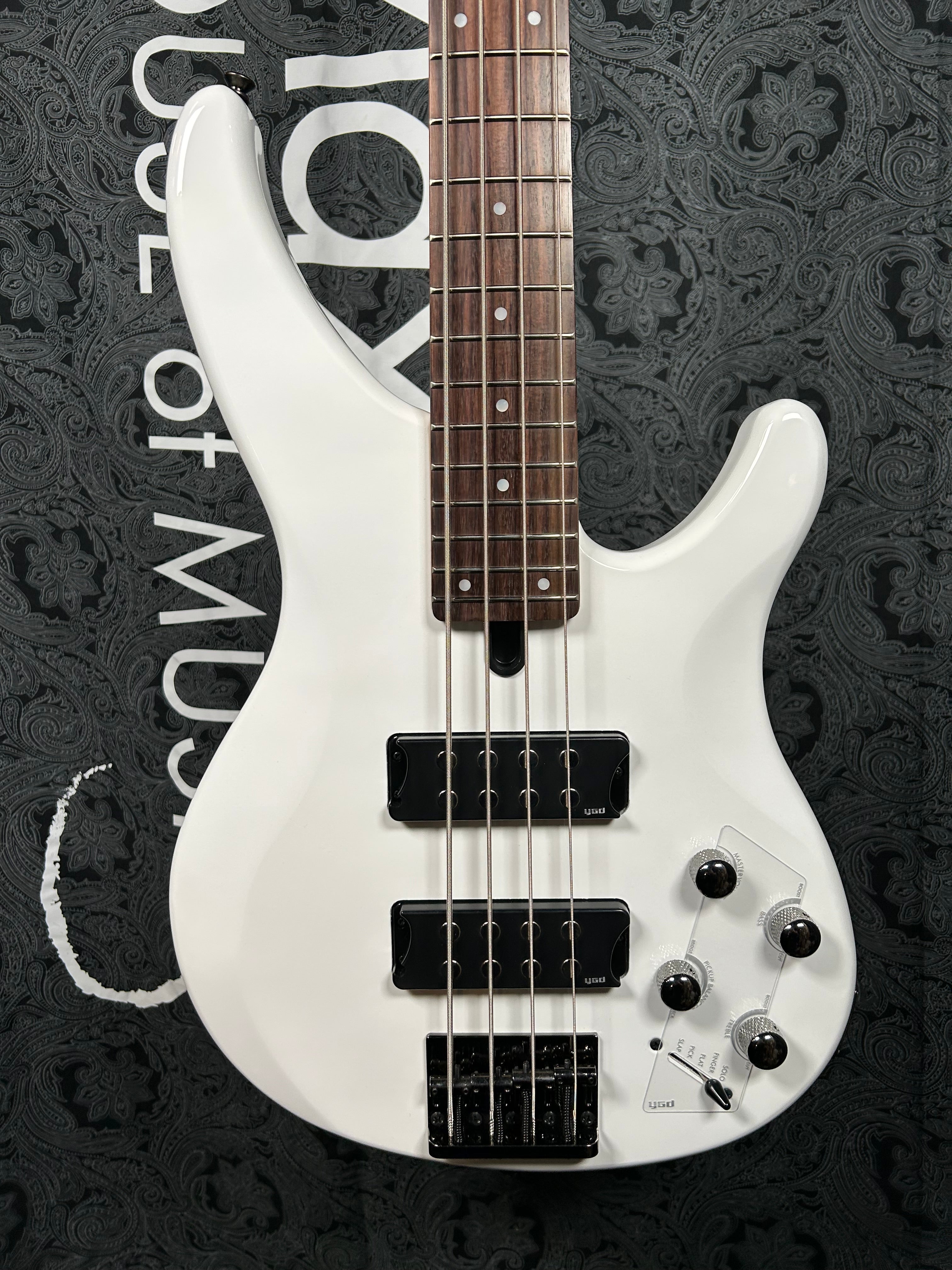 Yamaha TRBX304 4-string Bass Guitar - White