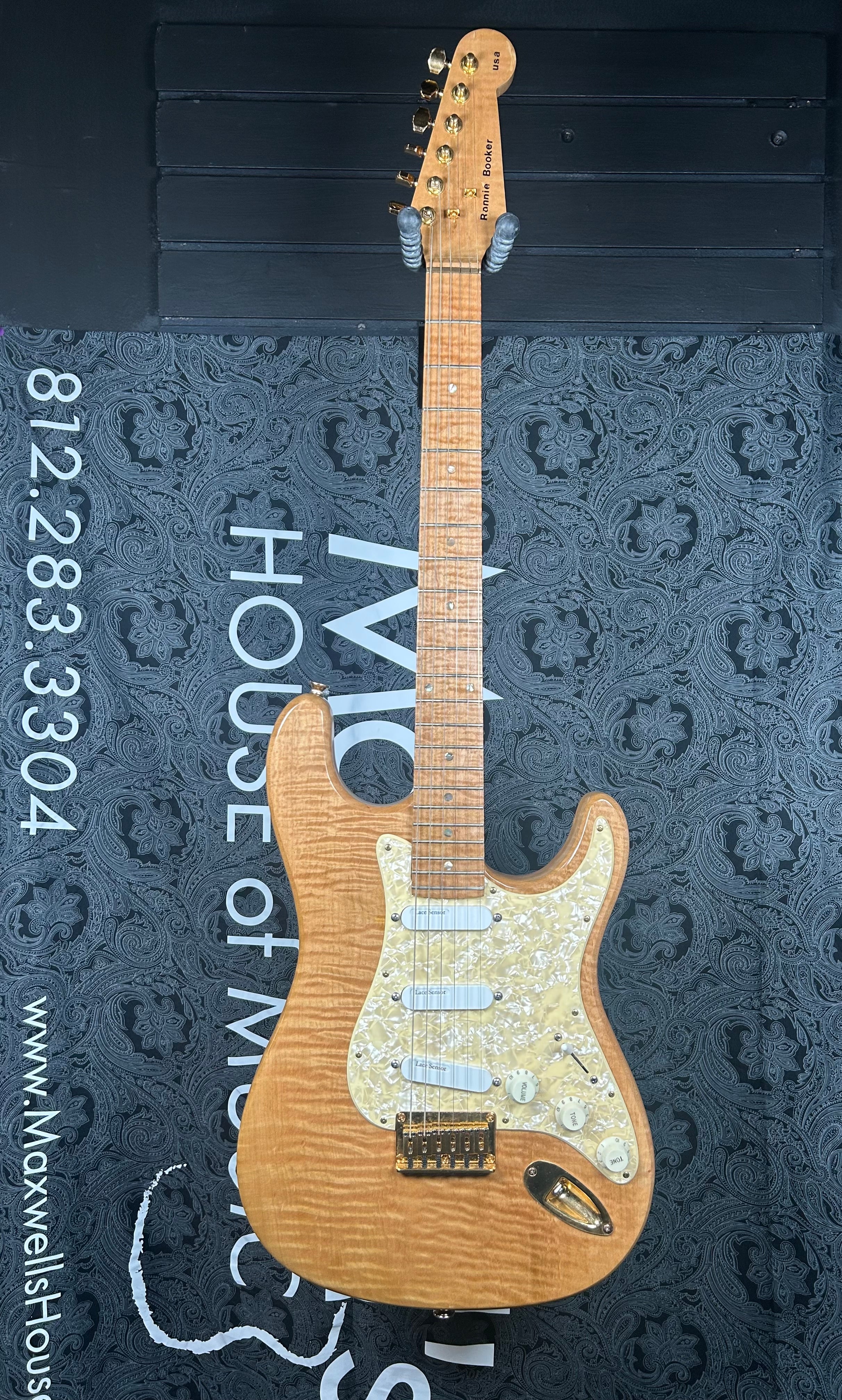 Ronnie Booker Custom Stratocaster #5 (Pre-Owned)