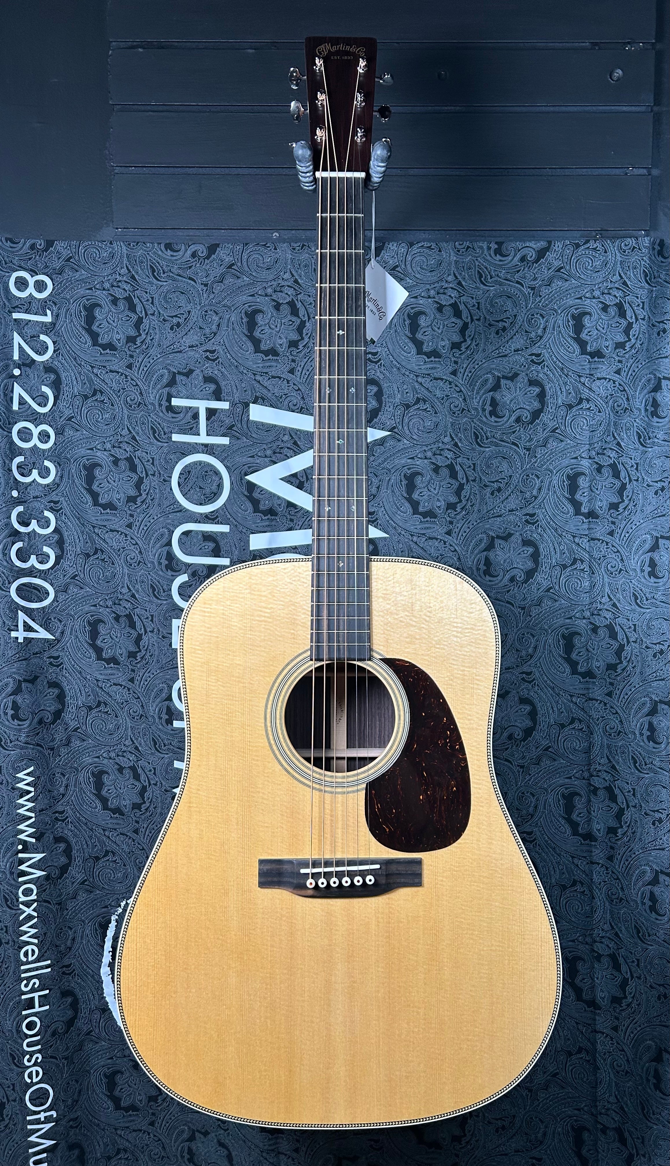 Martin Super HD-28 Acoustic Guitar - Natural