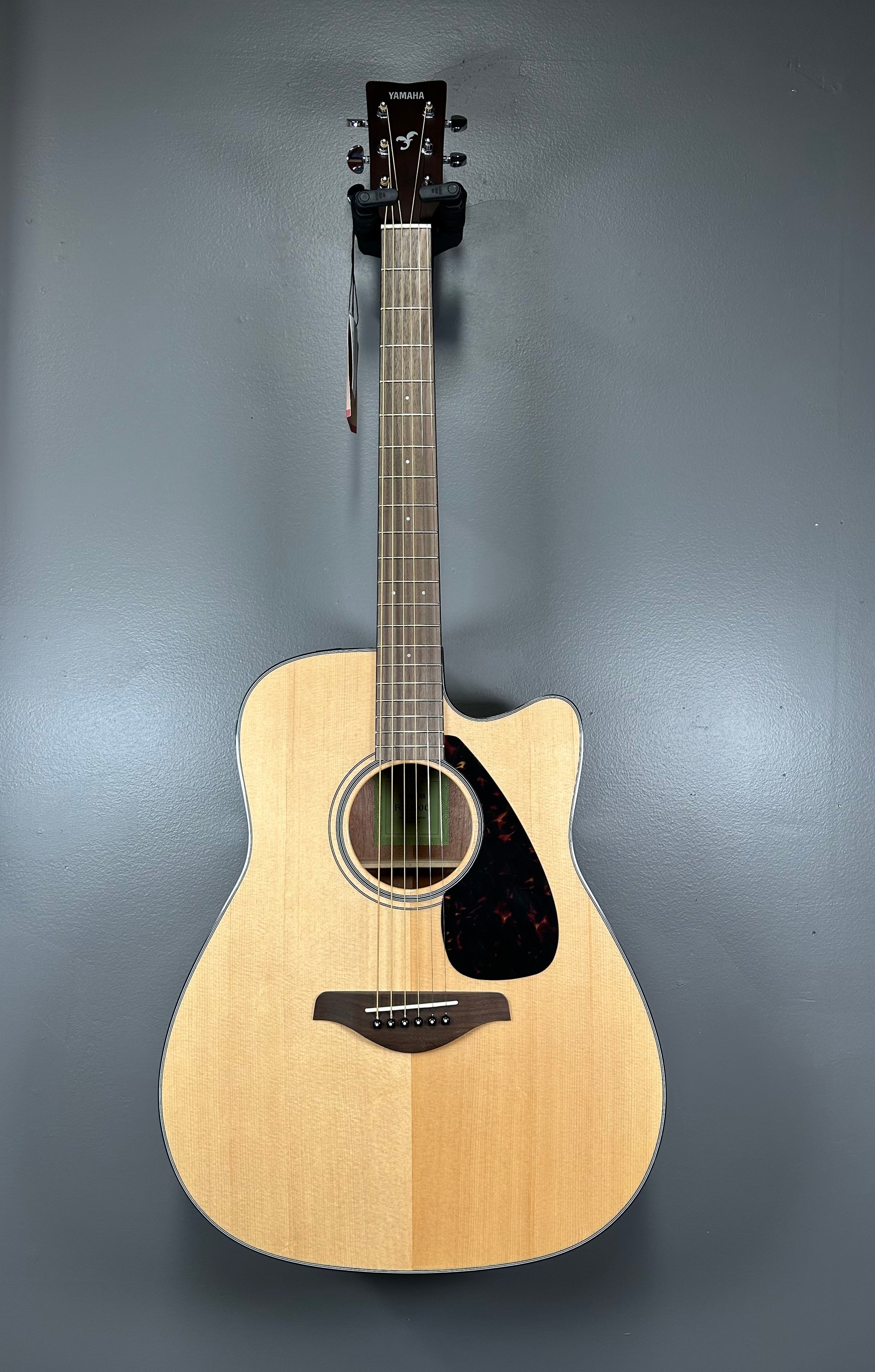 Yamaha FGX800C Dreadnought Cutaway Acoustic-electric Guitar - Natural