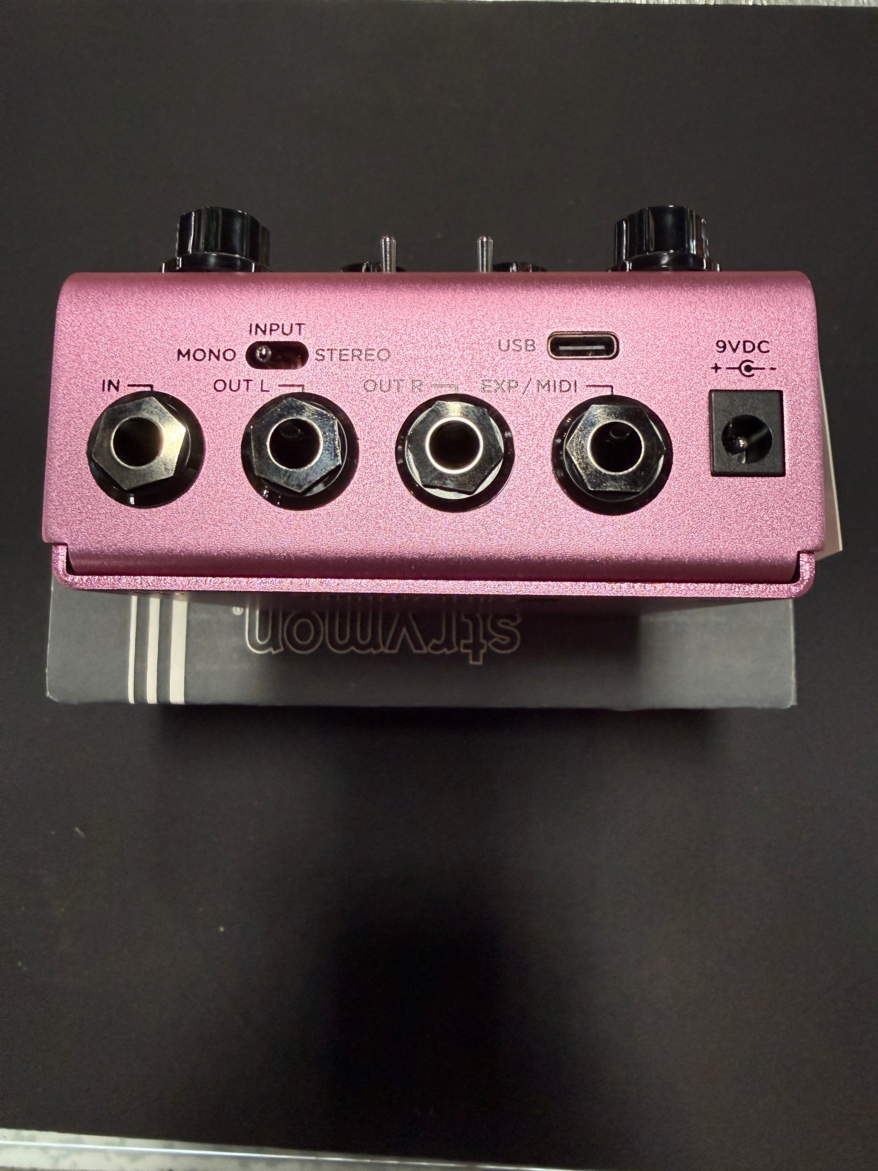 Strymon DIG Dual Digital Delay Pedal