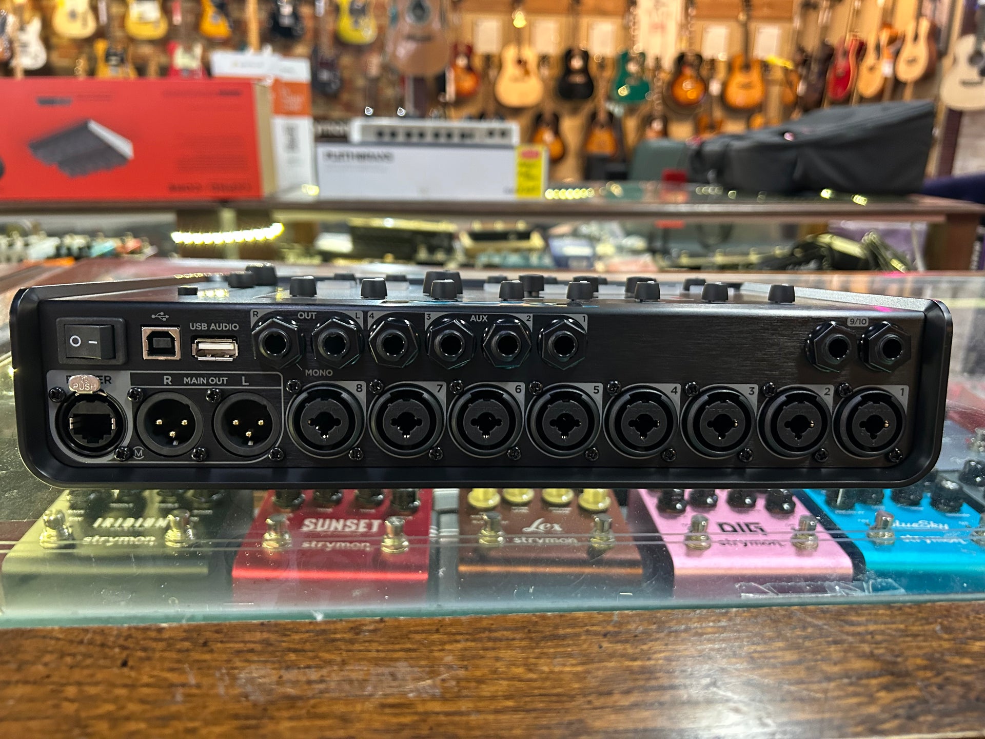 Bose T8S Tonematch Mixer w/Case (Pre-Owned)