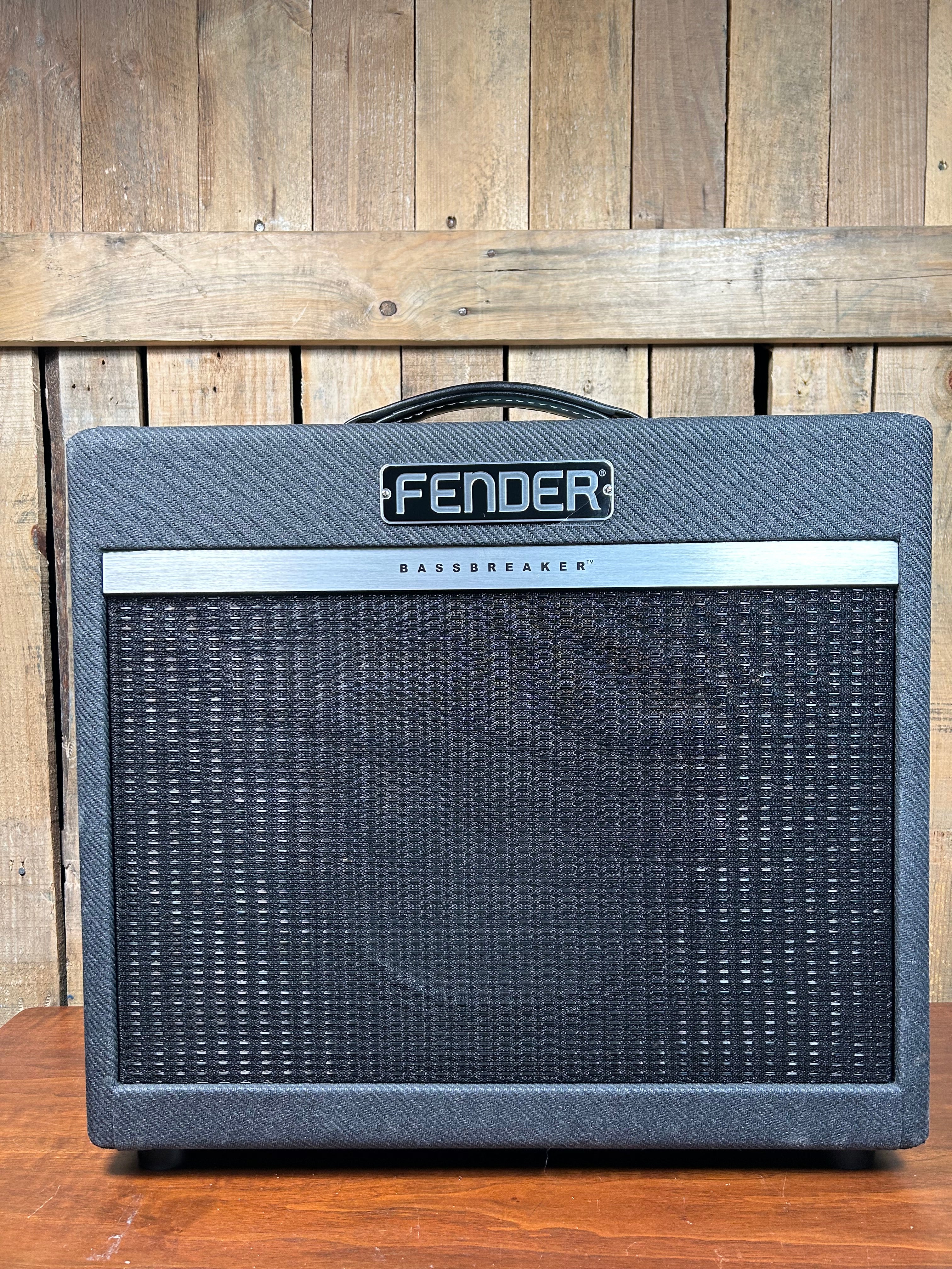 Fender Bassbreaker 15 Combo Amplifier – Maxwell's House of Music