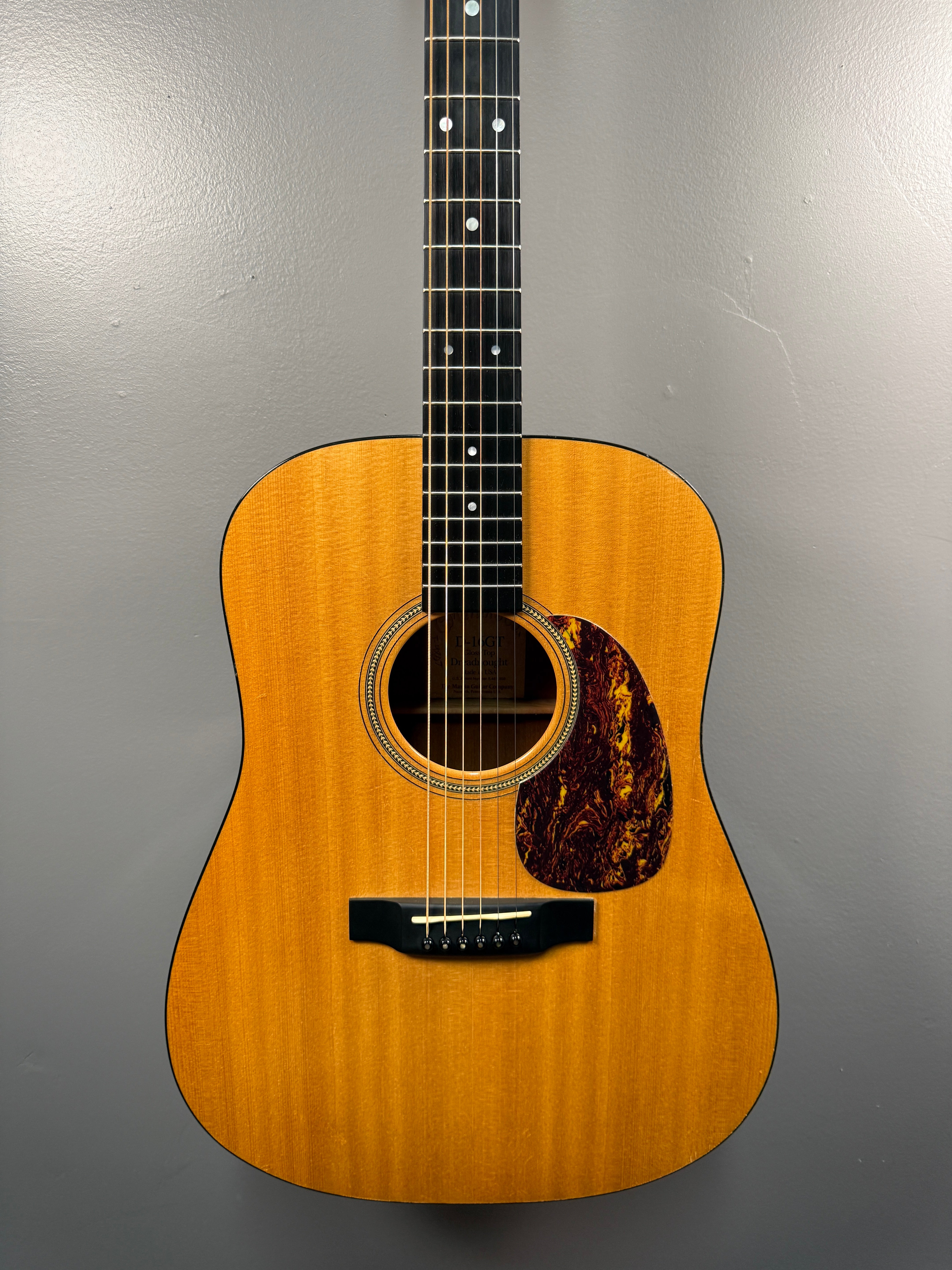 Martin 2002 D-16GT Acoustic Guitar - Natural (Pre-Owned)