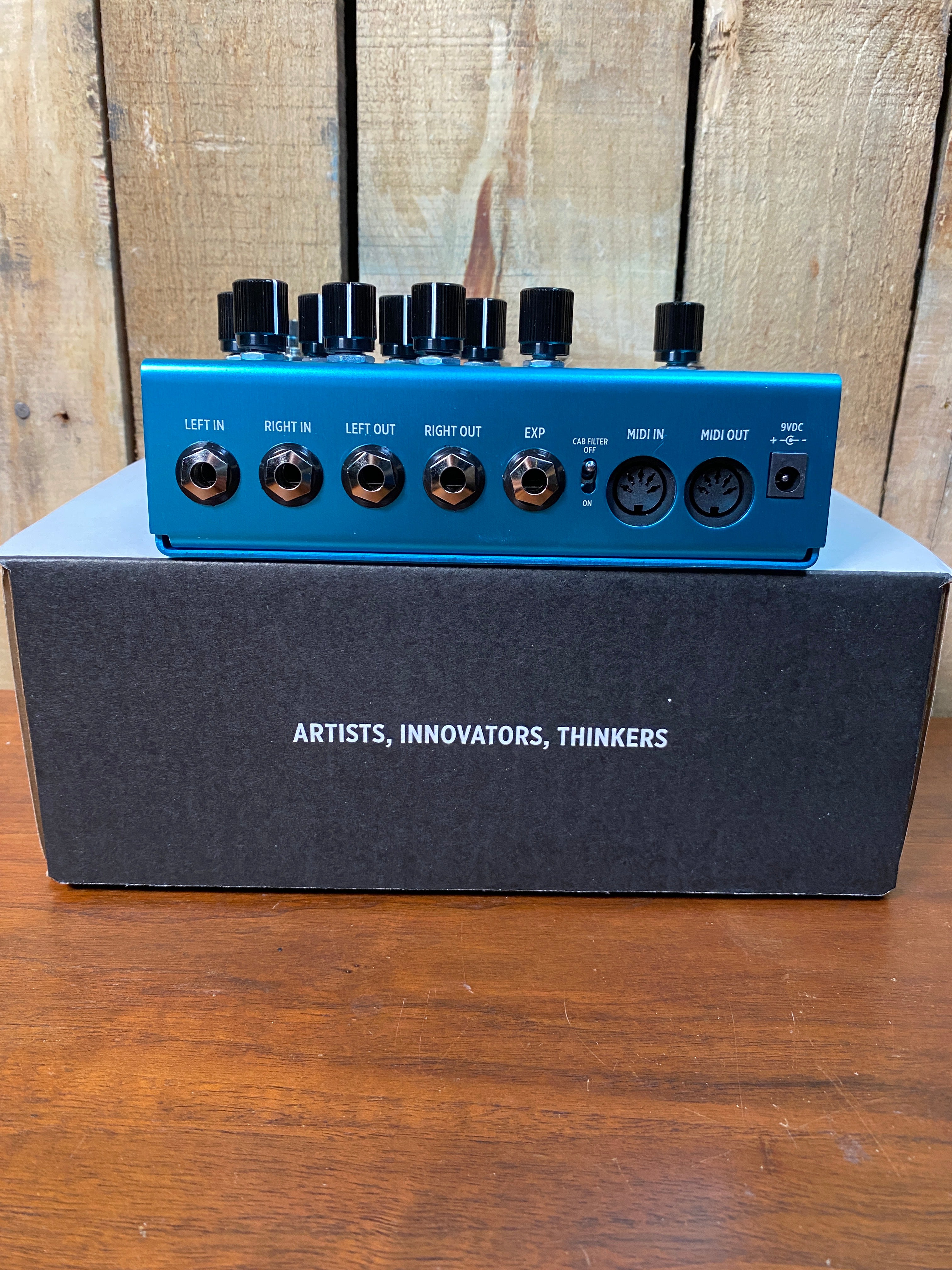 Strymon Big Sky Multidimensional Reverb Effects Pedal