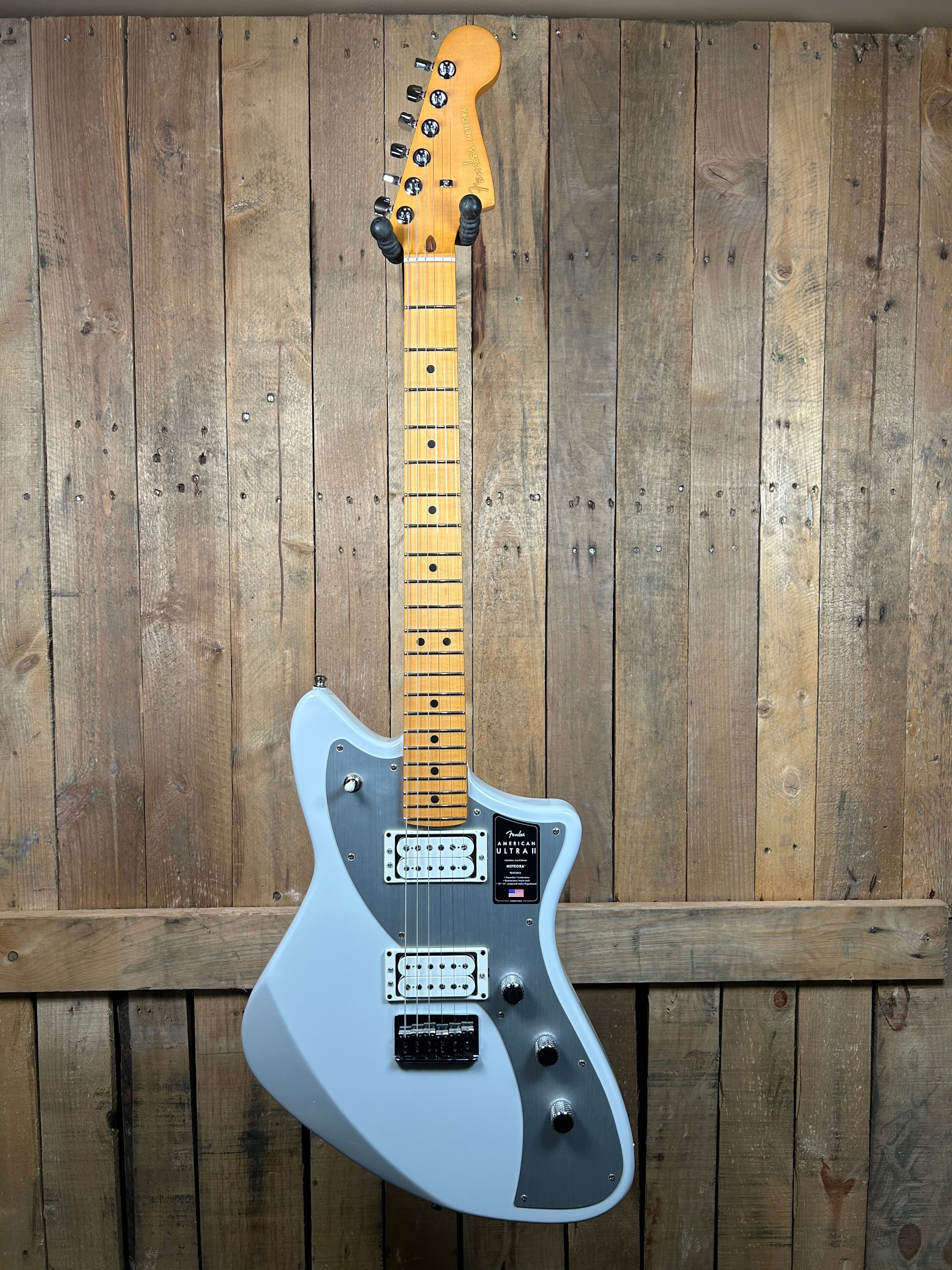 Fender American Ultra II Meteora Electric Guitar - Avalanche, Maple Fingerboard (*SCRATCH AND DENT*)