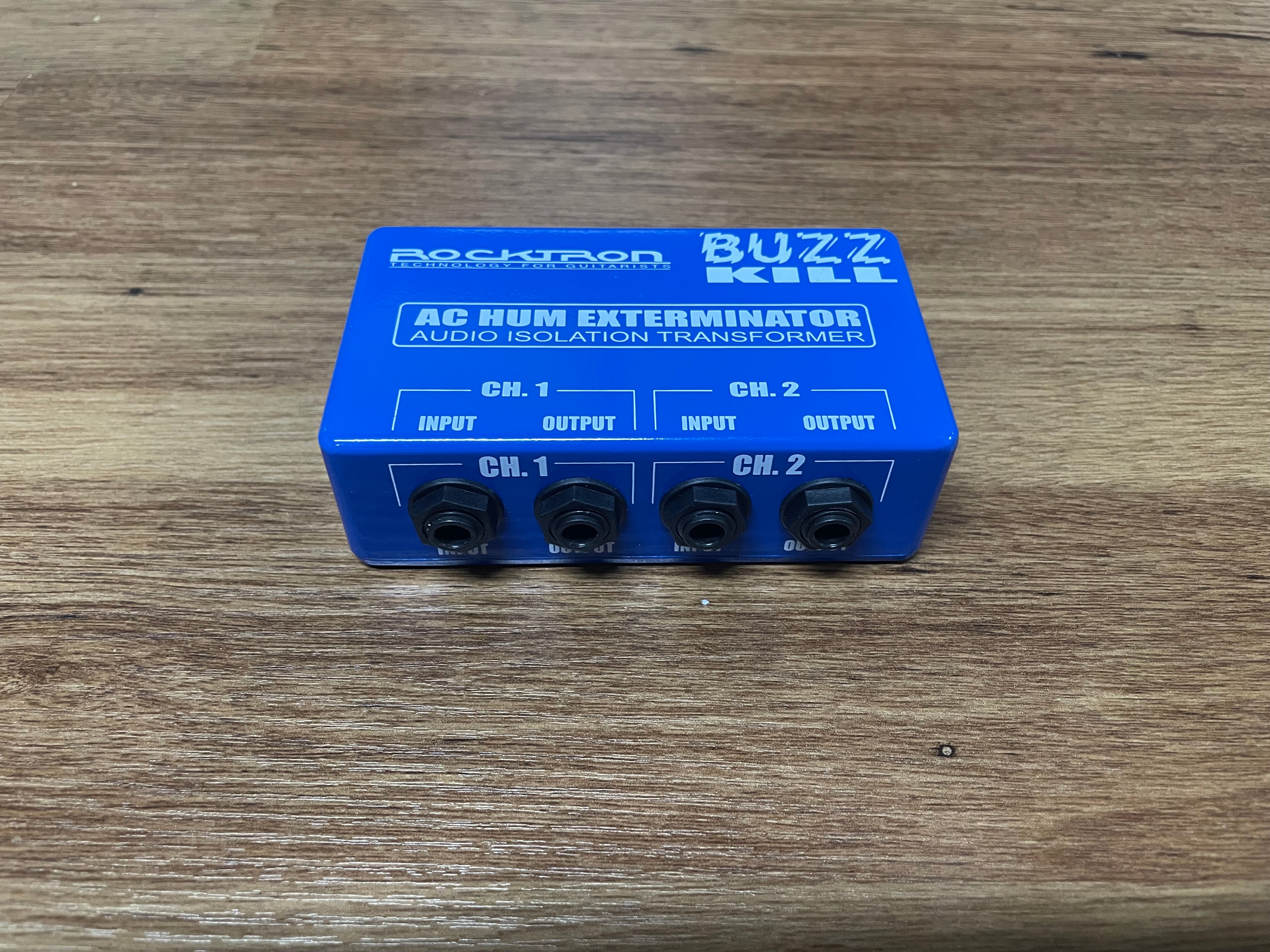Rocktron BUZZ KILL -  AC Hum Exterminator Audio Isolation Transformer