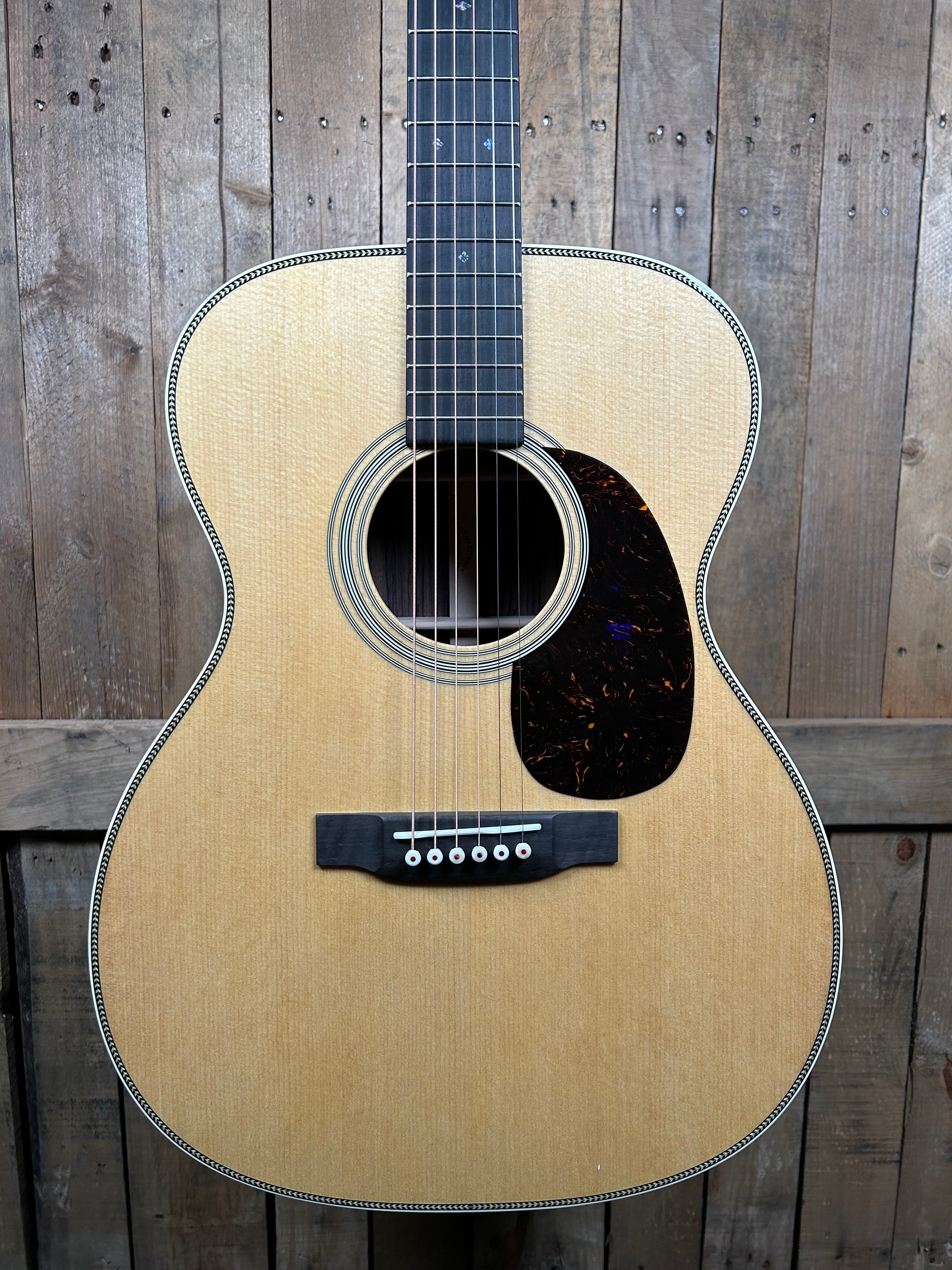 Martin 000-28 Acoustic Guitar - Natural