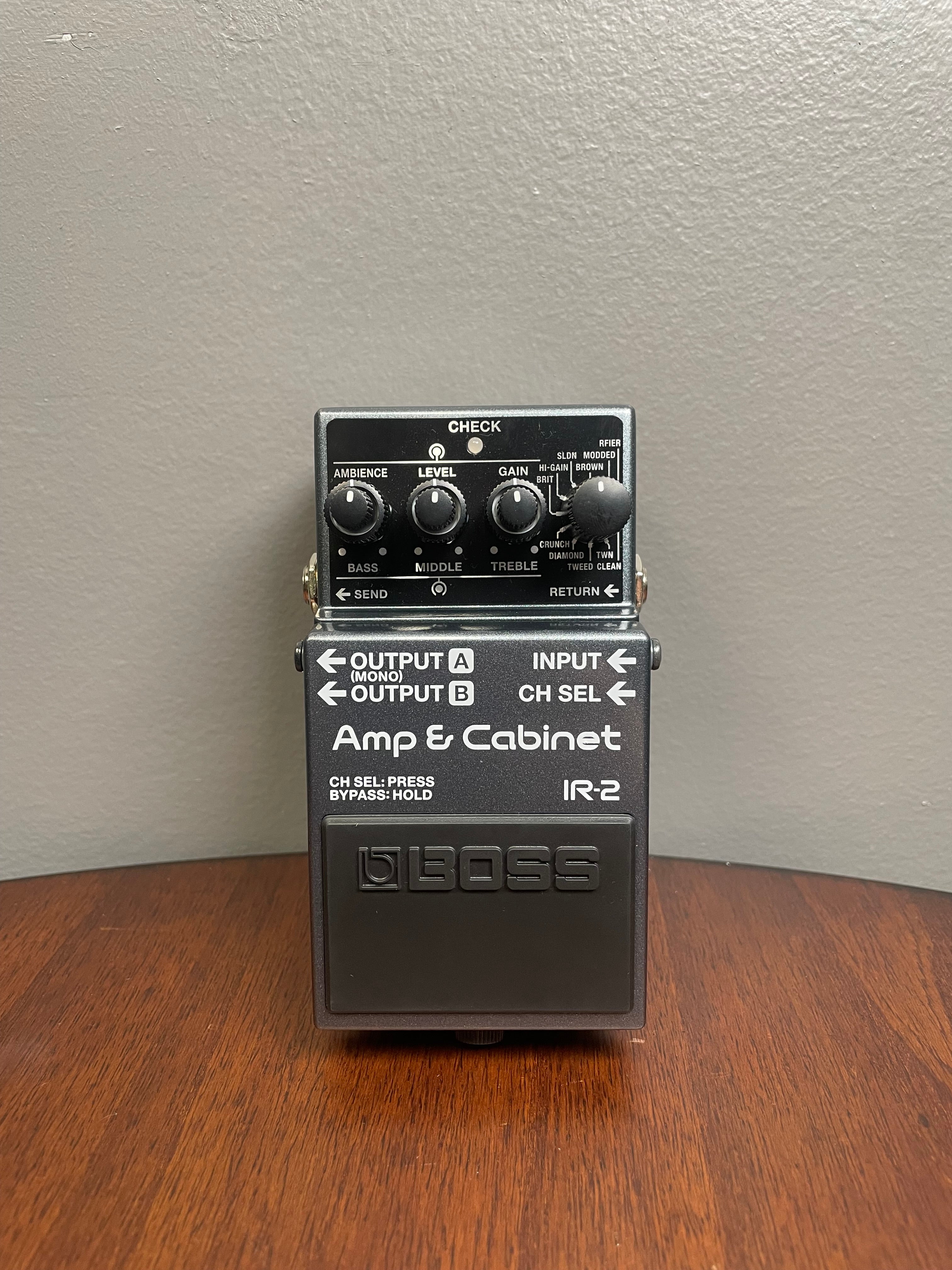 BOSS IR-2 Amp and IR Cabinet Pedal – Maxwell's House of Music