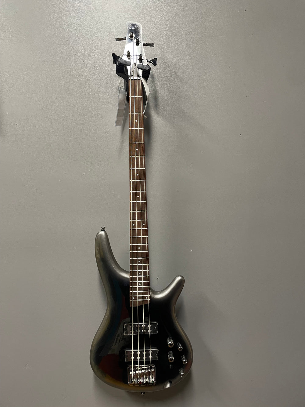 Ibanez SoundGear Standard SR300EMGB
