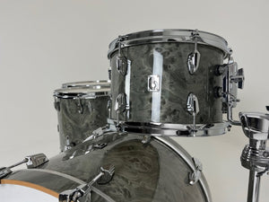 British Drum Co. LEG-22-CBUS-SS Legend Series US Club 22 Kit. Sterling Silver. (13", 16", 22") - Series US Club Kit Sterling Silver