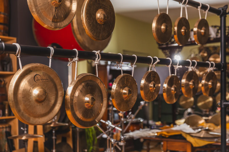Dream Cymbals and Gongs Dream Cymbals MBAOOCTA2 Machine Faced BAO Gong - A2-A3 Butterfly Set
