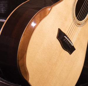 Washburn WCG25SCE-O-U G25SCE Comfort Deluxe 25 Series Grand Auditorium Cutaway Acoustic Electic Guitar - Natural
