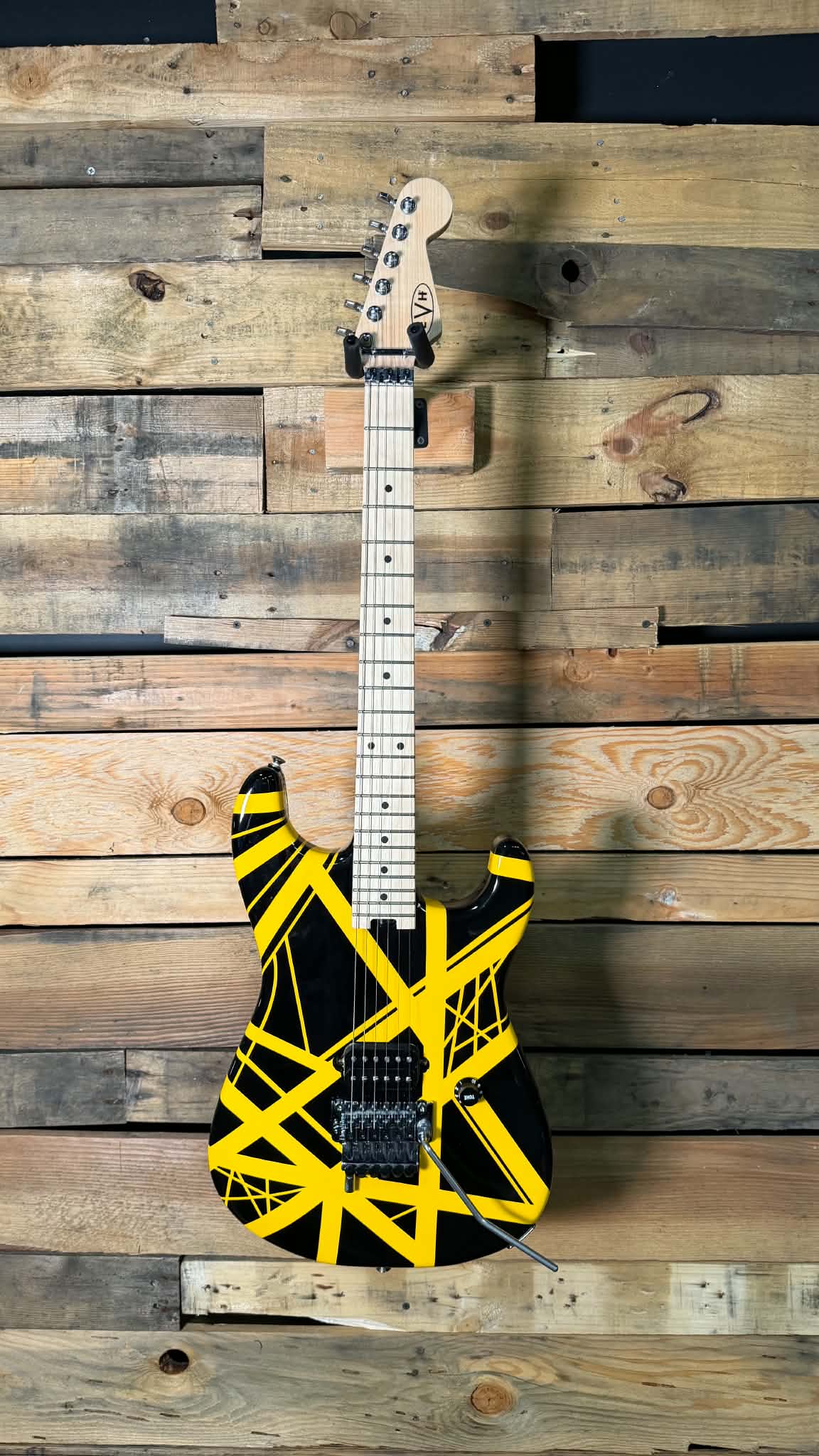 EVH Striped Series Electric Guitar - Black with Yellow Stripes (Pre-Owned)