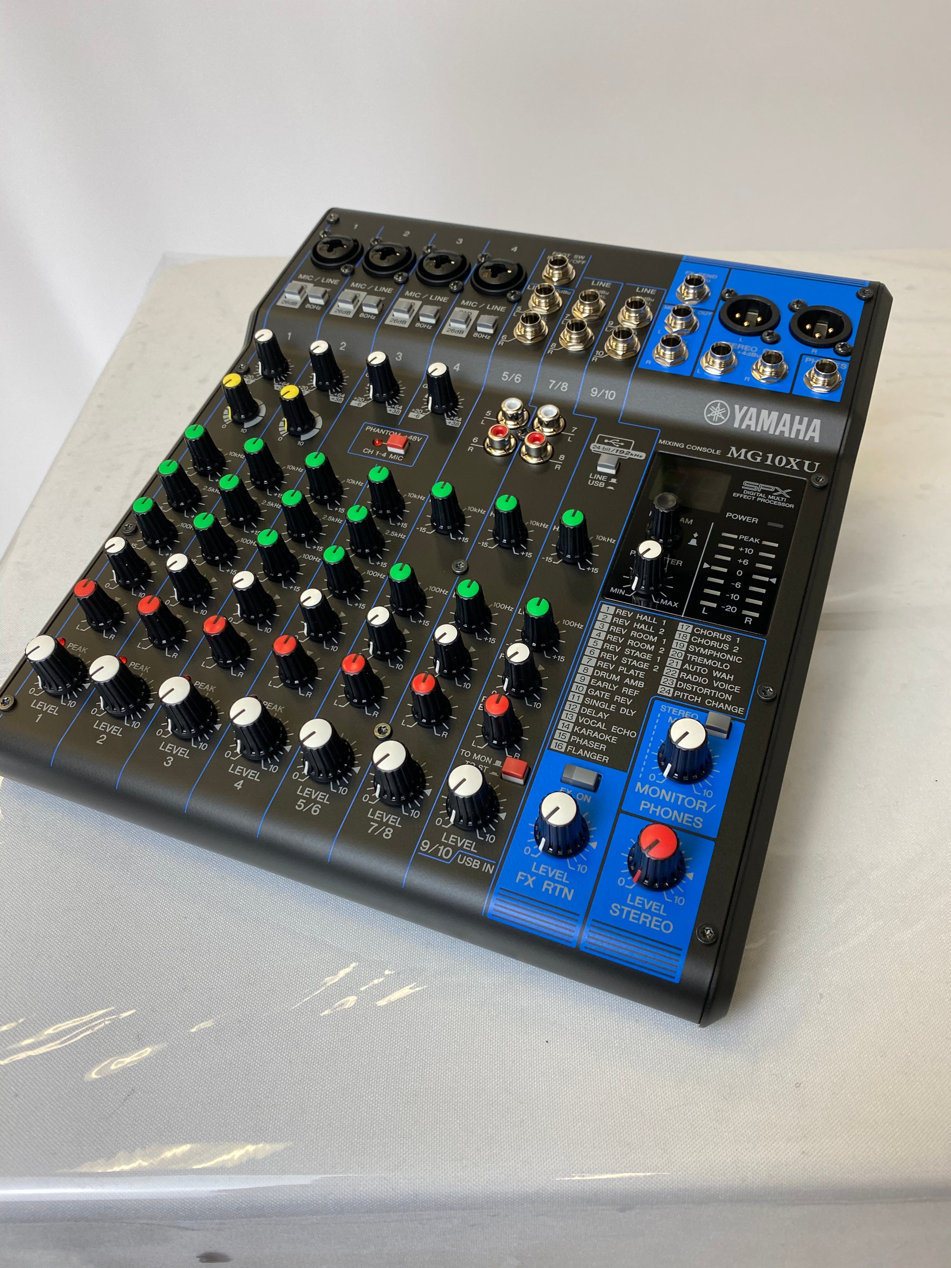 Yamaha MG10XU Mixing Board